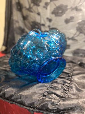 GORGEOUS LARGE BLUE TIARA GLASS BASKET