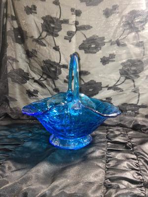 GORGEOUS LARGE BLUE TIARA GLASS BASKET