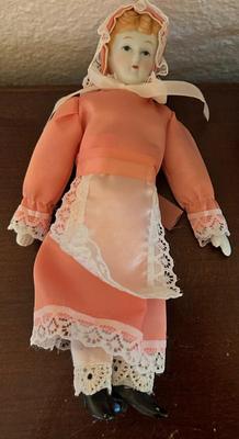 Vintage collectable dolls and rocking chair