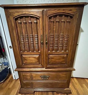 Double Door Armoire with Drawers and bed with Matching Headboard (Queen)