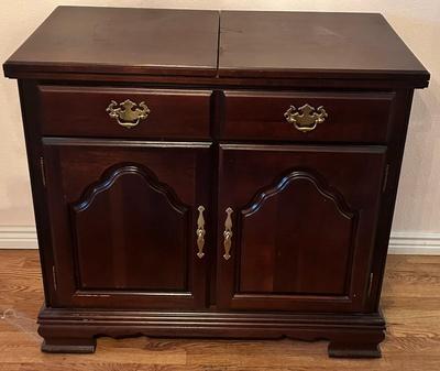 Buffet Cabinet with Extendable Top