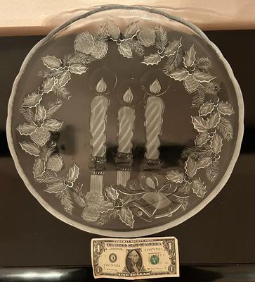 Serving Plates (4 total)