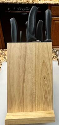 Knife Block and Knives