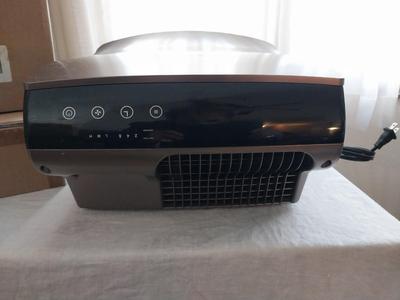 Oreck Air Purifier with Two Boxes of Filters