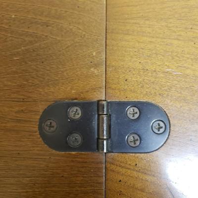 Singer Zig Zag Sewing Machine in Cabinet (BS-KD)