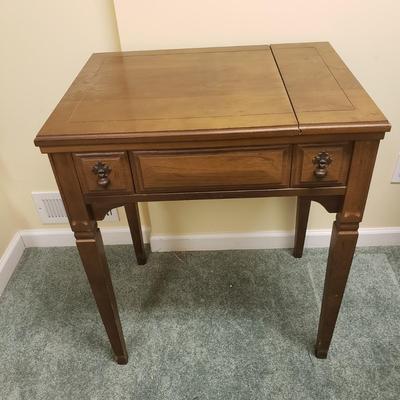 Singer Zig Zag Sewing Machine in Cabinet (BS-KD)