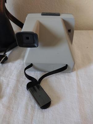 Polaroid "The Button" Camera with case