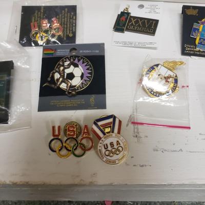 1996 Olympic Game Collectors Pins with COA and More (BS-KD)