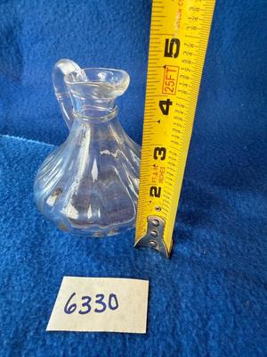 Clear glass crust no stopper
