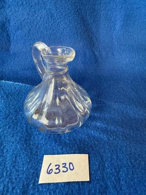 Clear glass crust no stopper
