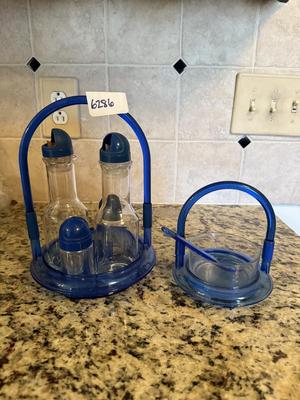 Cruet set