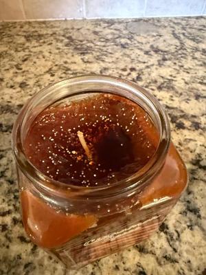Cinnamon candle