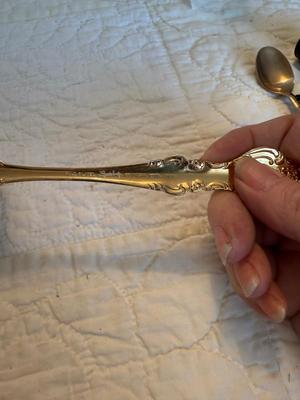 Asst of utensils