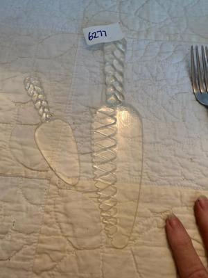 Asst of utensils