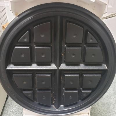Waffle Maker, Bread Machine, Indoor Grill and More! (BS-KD)
