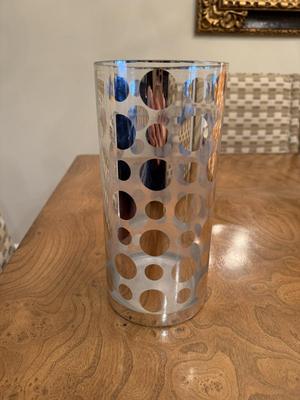 Two pretty vases