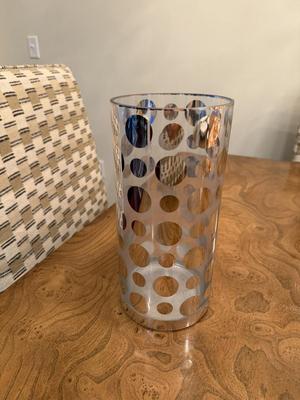 Two pretty vases