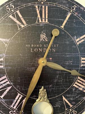 Wall clock