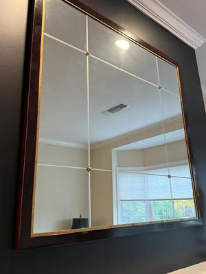 Decorator pick: Gorgeous square mirror