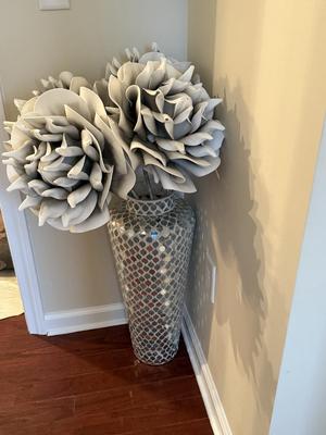 Modern style vase with flowers-fun statement piece!