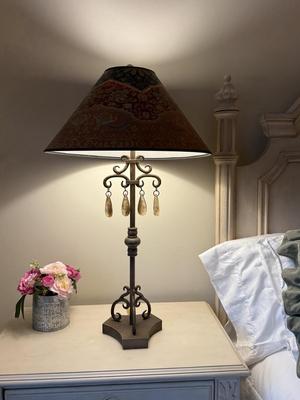 Pretty table lamp