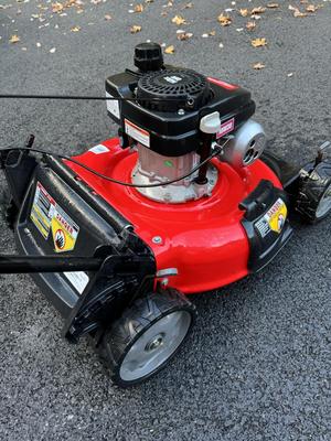 Craftsman M105 Lawnmower