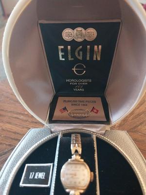 17 Jewel Elgin Ladies Watch