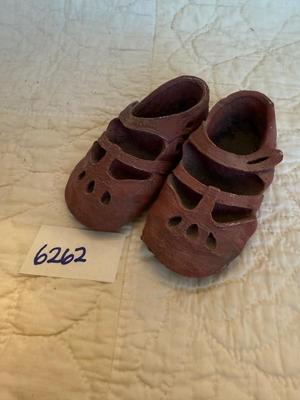 Ceramic Mary Jane baby shoes
