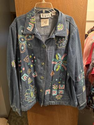 Keren hart size xl button up shirt