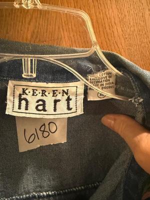 Keren hart size xl button up shirt