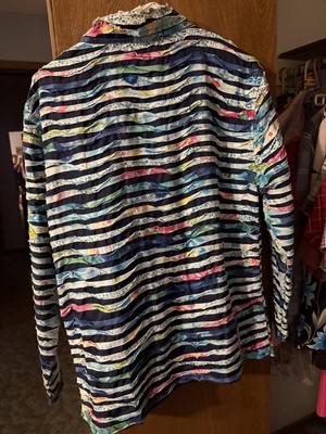 Keren Hart size 1x button up