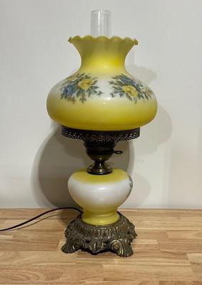Vintage Yellow Parlor Tabletop Lamp