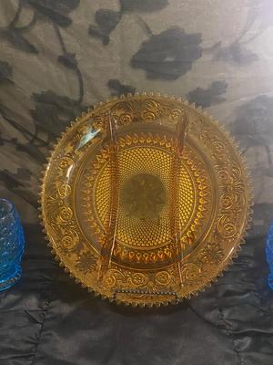 VINTAGE INDIANA TIARA GLASS PLATTER AND BLUE HOBNAIL GOBLETS