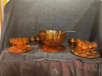 GORGEOUS VINTAGE TIARA AMBER PUNCH BOWL SET