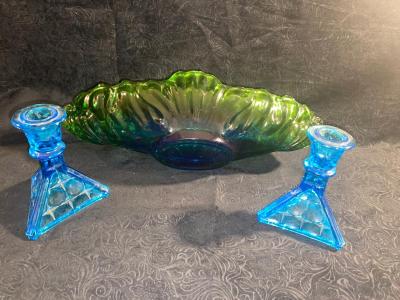 BEAUTIFUL GLASS CENTERPIECE BOWL WITH BLUE TIARA CANDLESTICK HOLDERS