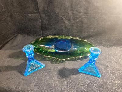 BEAUTIFUL GLASS CENTERPIECE BOWL WITH BLUE TIARA CANDLESTICK HOLDERS