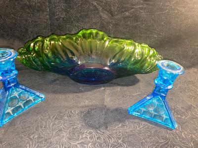 BEAUTIFUL GLASS CENTERPIECE BOWL WITH BLUE TIARA CANDLESTICK HOLDERS