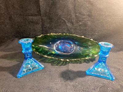 BEAUTIFUL GLASS CENTERPIECE BOWL WITH BLUE TIARA CANDLESTICK HOLDERS