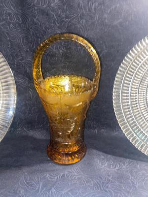 CLEAR TIARA GLASS HOSTESS PARTY SNACK SET, SERVING PLATTERS AND AMBER BASKET