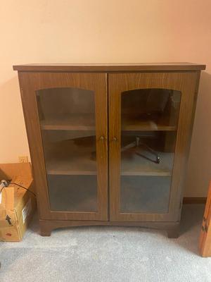 DOUBLE DOOR DISPLAY CABINET