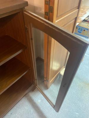 DOUBLE DOOR DISPLAY CABINET