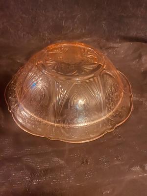 2 PINK DEPRESSION GLASS SERVING BOWLS, ASHTRAY AND CONDIMENT BOWL