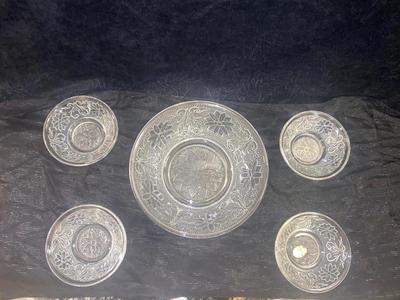 NIB INDIANA CLEAR EMBOSSED TIARA GLASS SALAD BOWL WITH 4 SERVING BOWLS