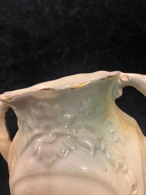 ANTIQUE VASES FROM ENGLAND