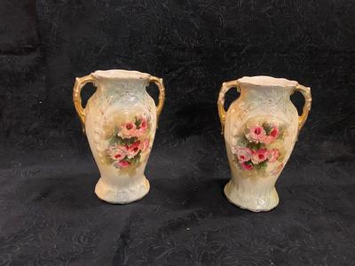 ANTIQUE VASES FROM ENGLAND