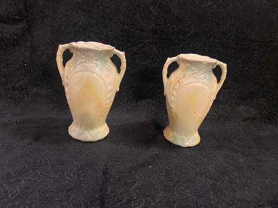 ANTIQUE VASES FROM ENGLAND