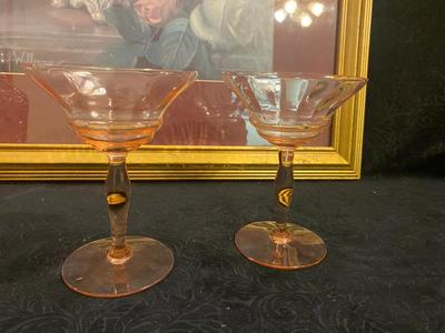 ALBERT WILLIAMS FRAMED PRINT AND VINTAGE GLASSWARE