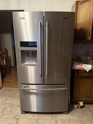 Maytag French door 25 cu ft