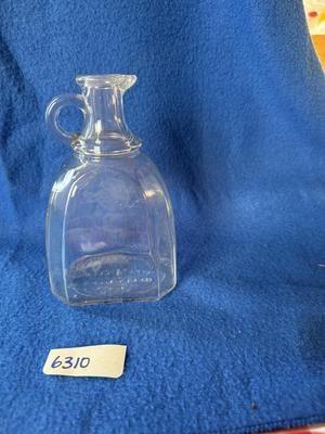 Vinegar glass cruet