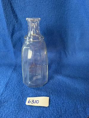 Vinegar glass cruet